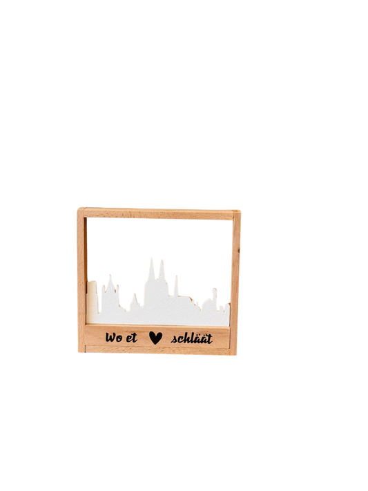 Kölner Skyline im Holzrahmen – „Wo et Hätz schläät“