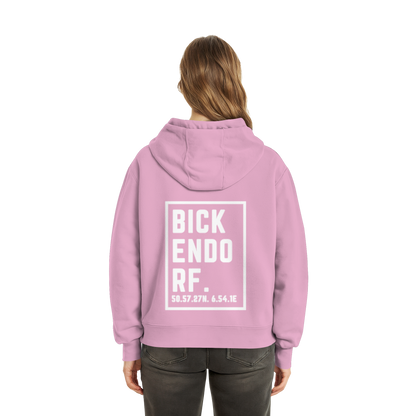 Bickendorf Koordinaten (großer Druck auf dem Rücken) - Fluffy Boxcut Zipper